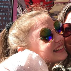 Meet your Posher, Katherine